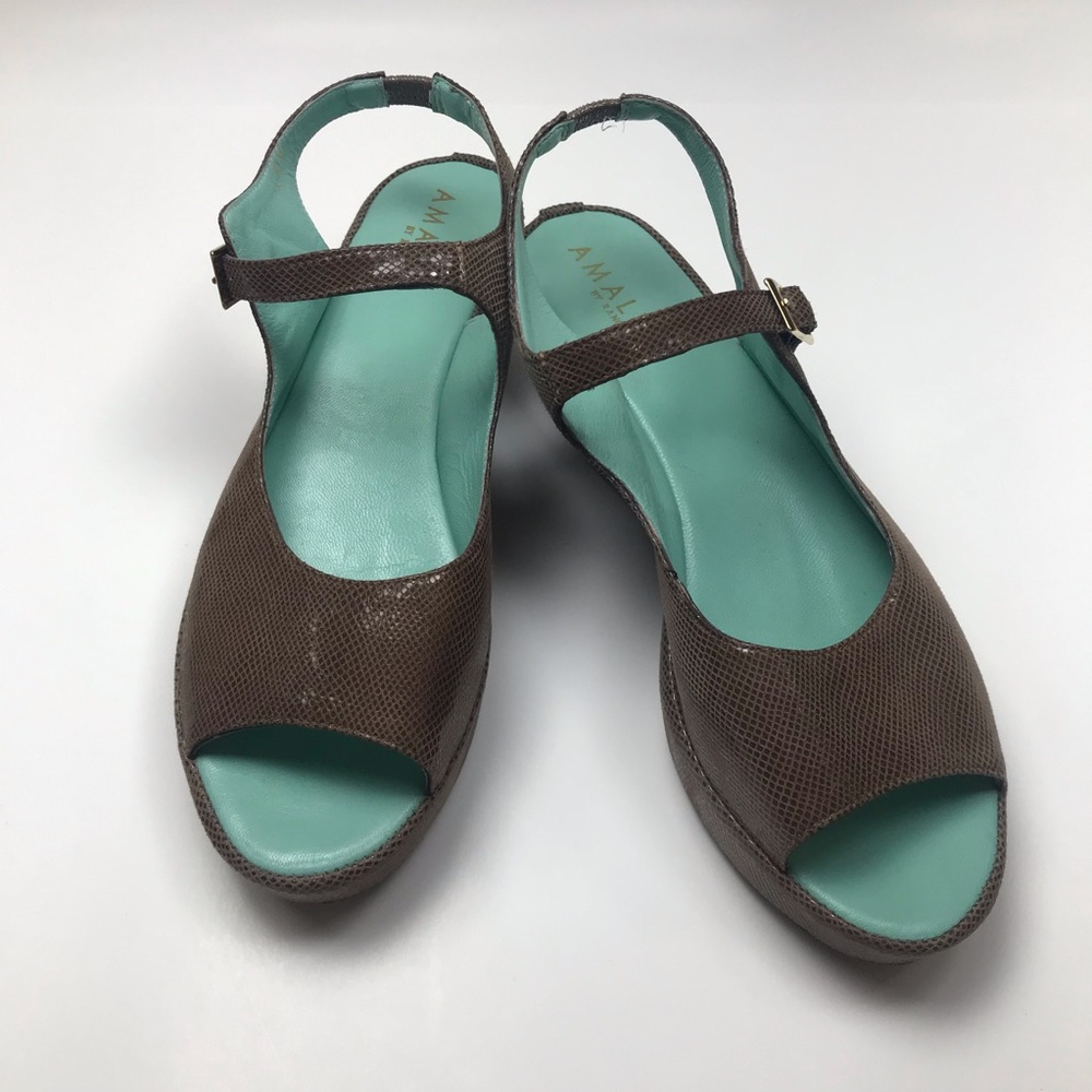 Amalfi Peep Toe Strapped Sandals Size 8